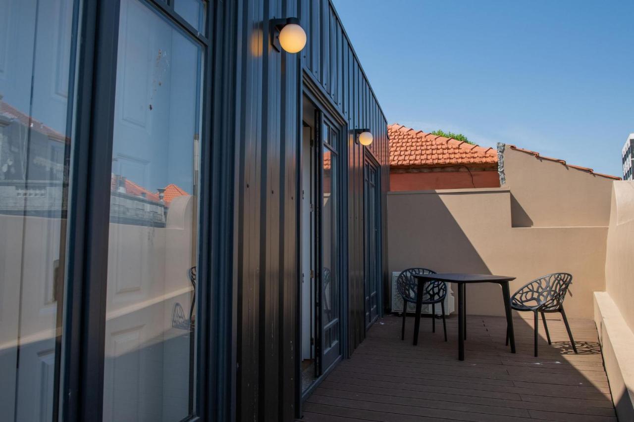 Spacious Studio W/ Balcony & Ac By Lovelystay Porto Exterior foto